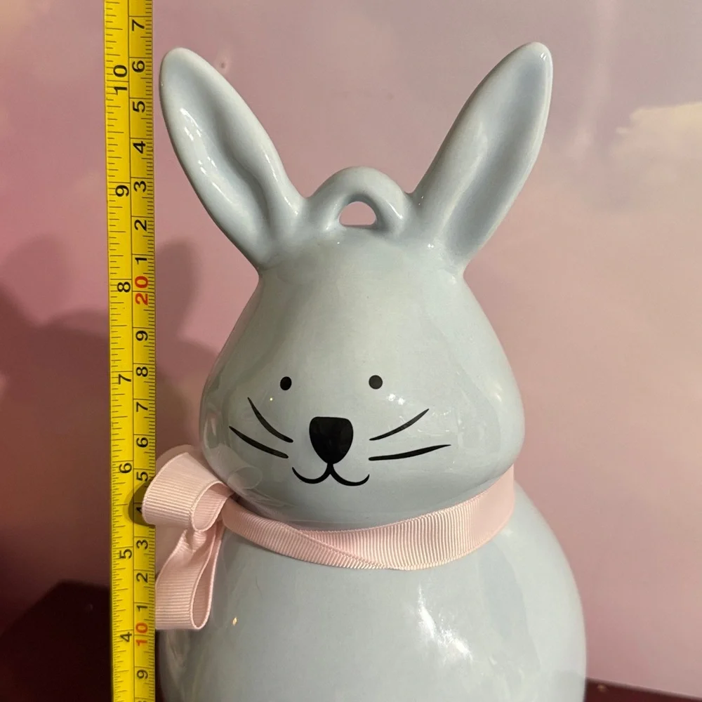 Magenta charming ceramic